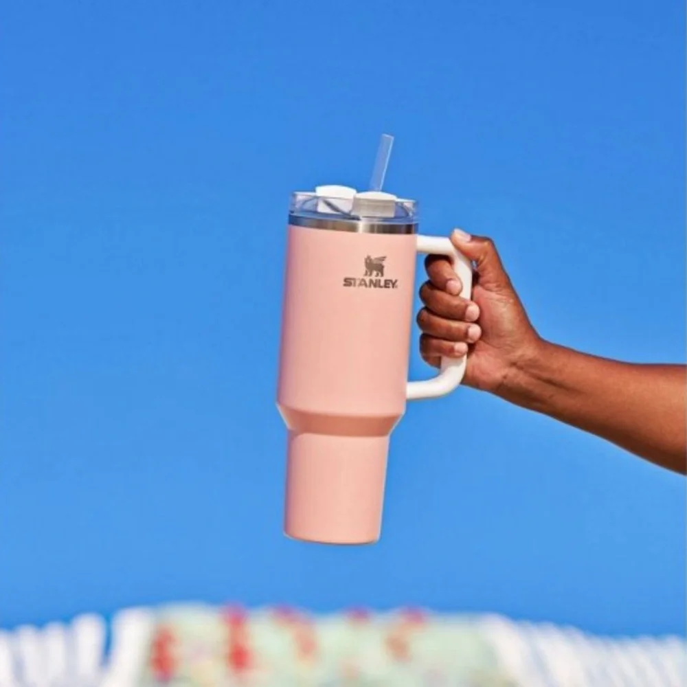 Stanley 40 oz tumbler limited edition target color peach - Picture 4 of 7